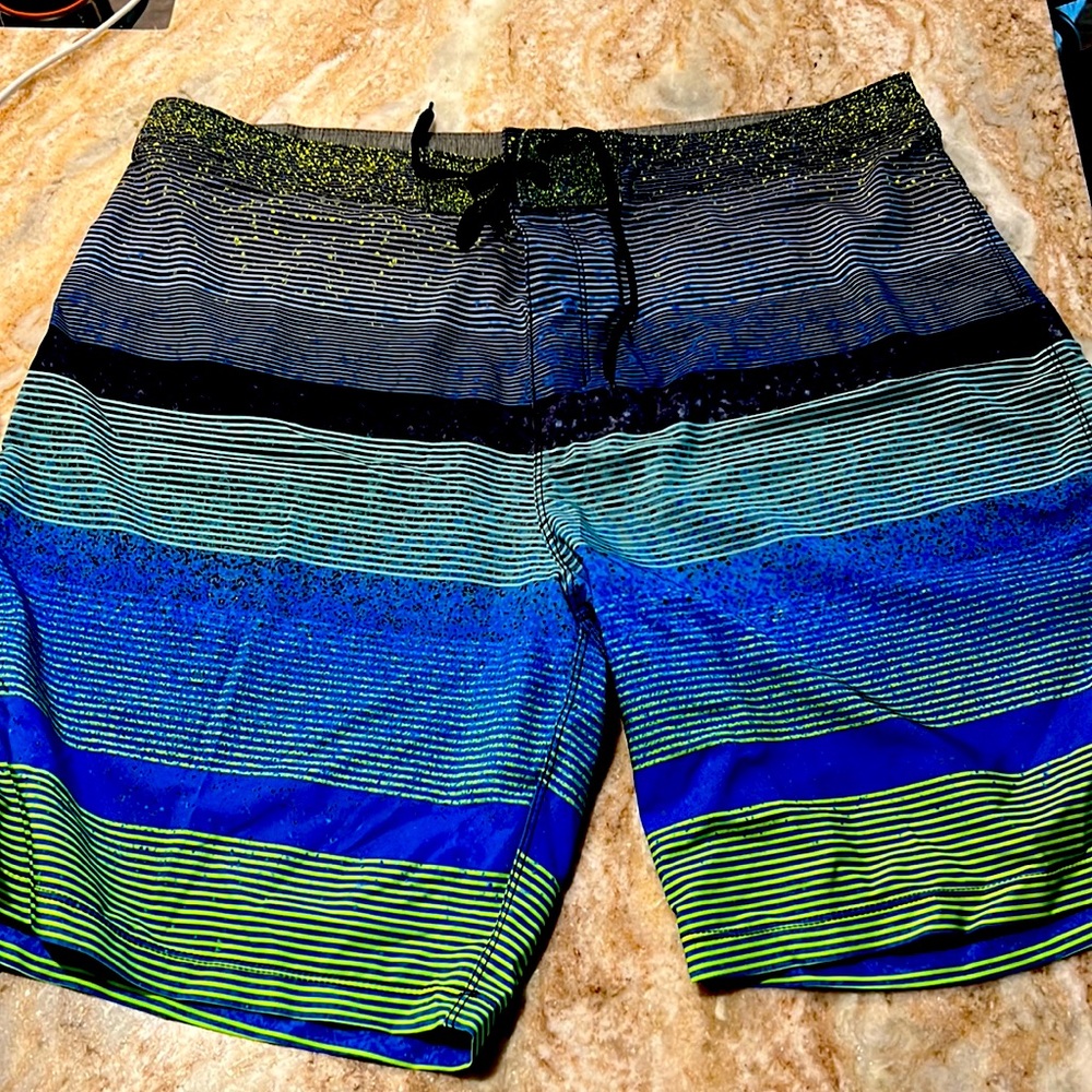 Hurly phantom board shorts